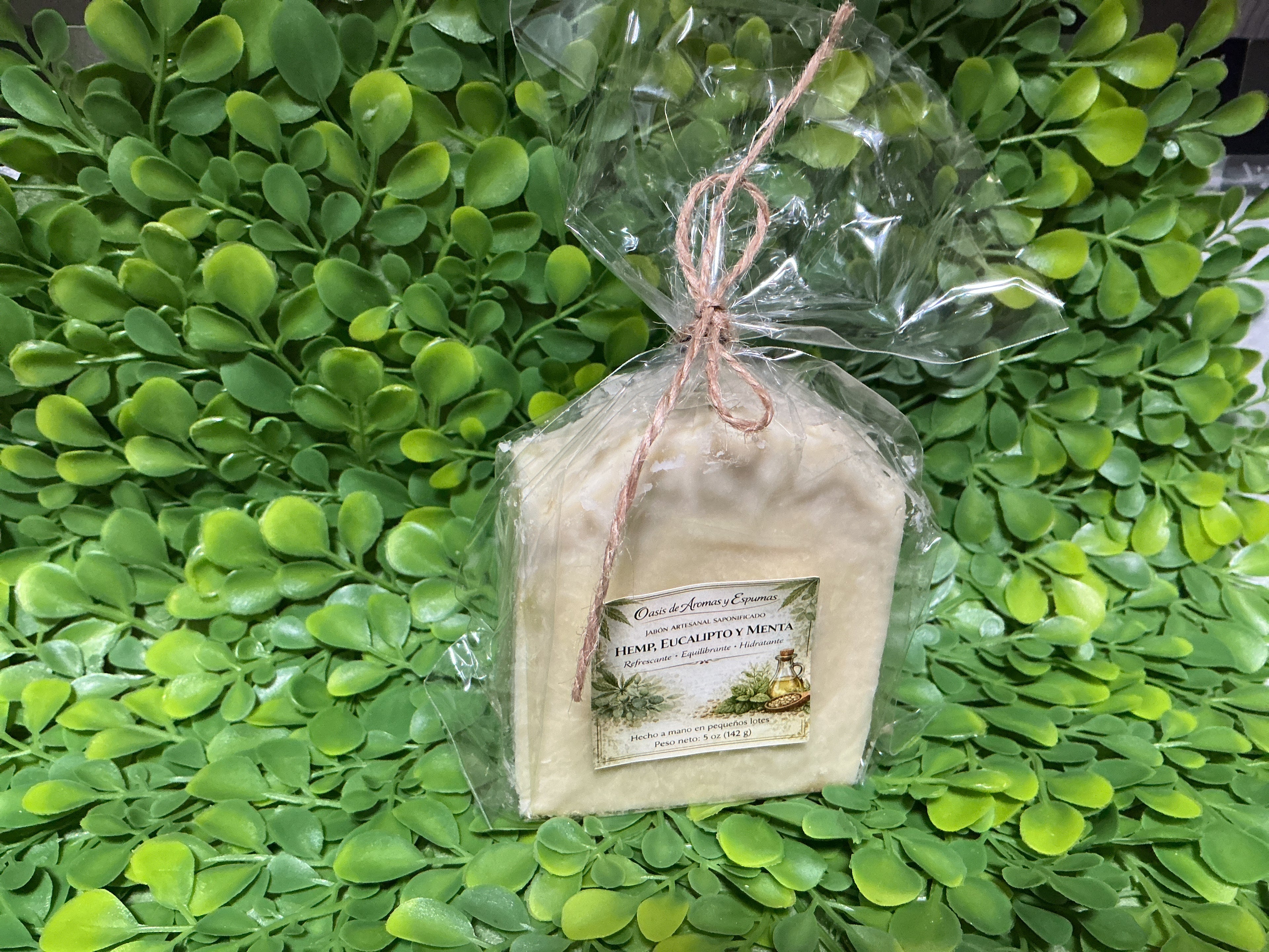 Jabon saponificado de hemp,eucalypti y menta